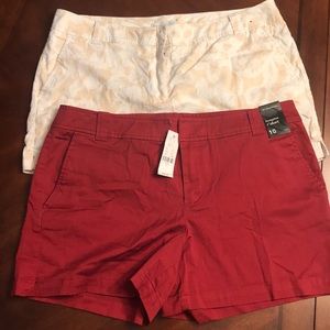 2 pairs Hampton New York and company shorts